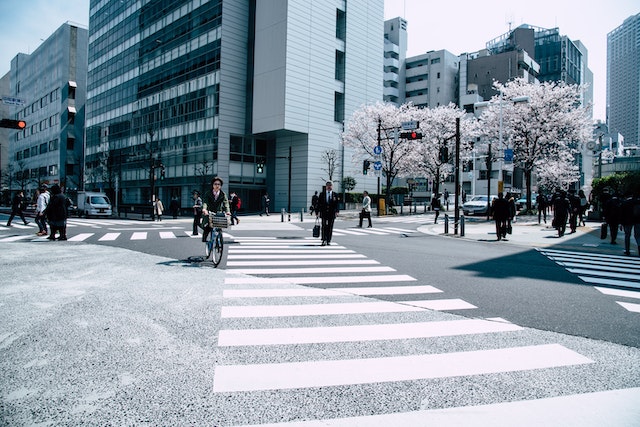 荆门为何勤工俭学对在日本的留学生的职业生涯至关重要？